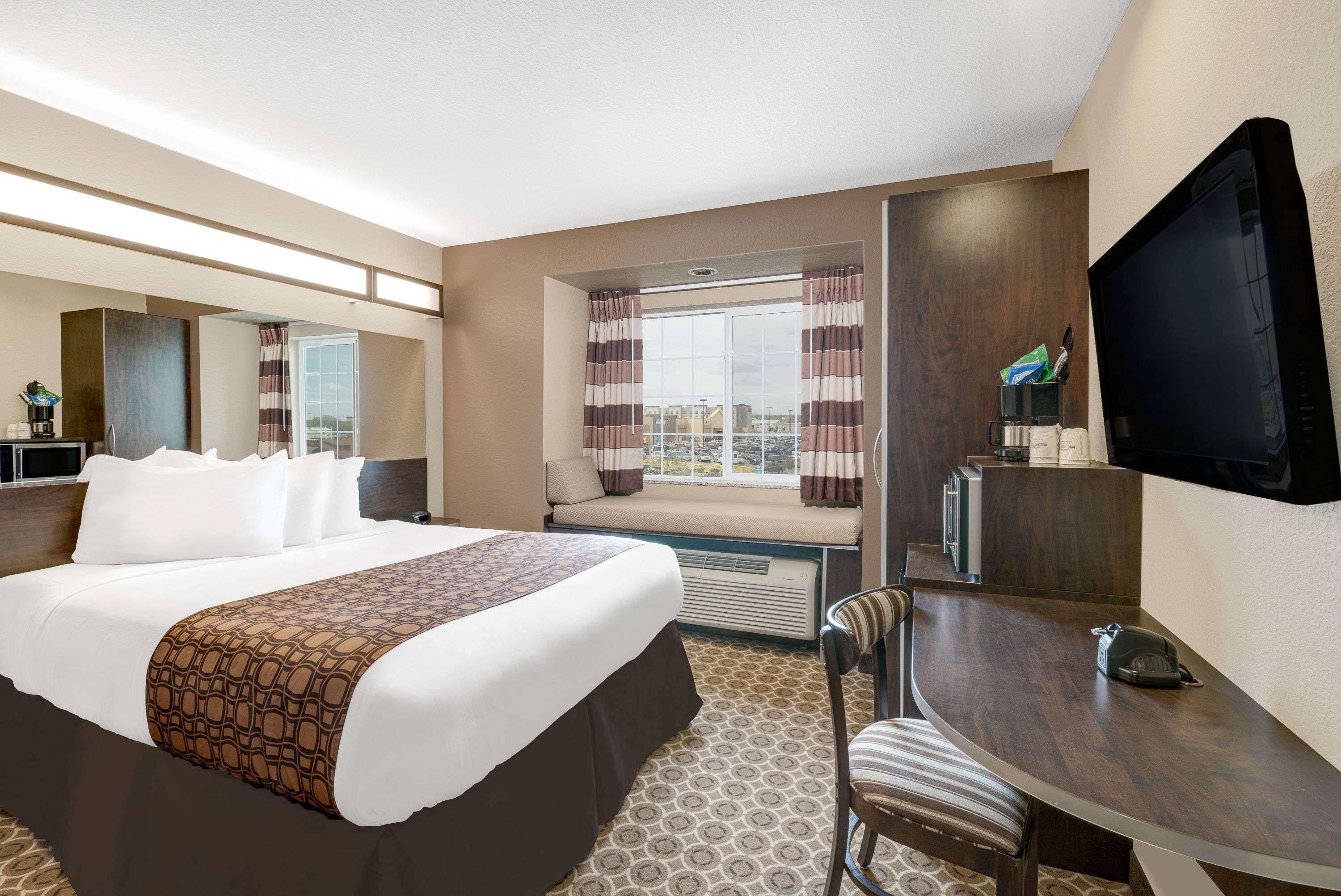 Microtel Inn & Suites By Wyndham Williston Exterior foto
