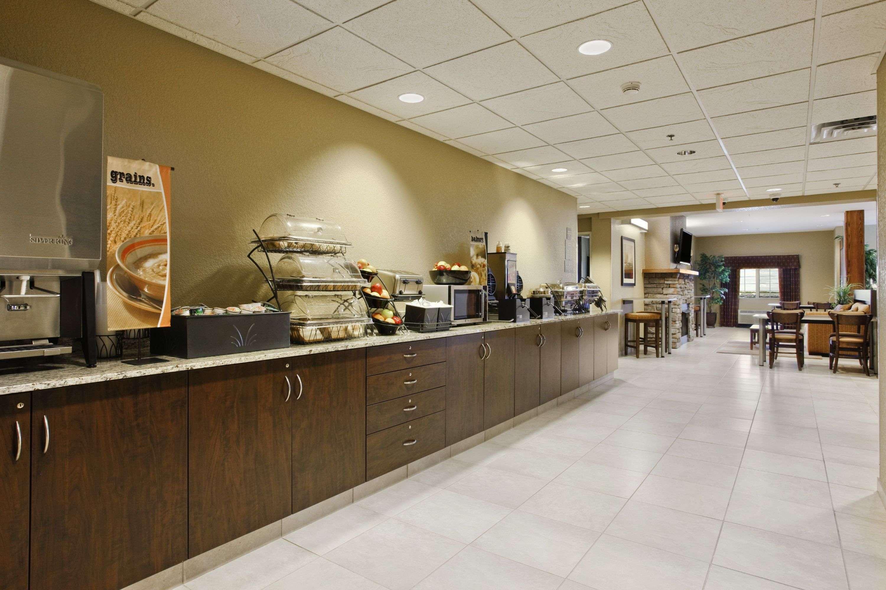 Microtel Inn & Suites By Wyndham Williston Restaurant foto